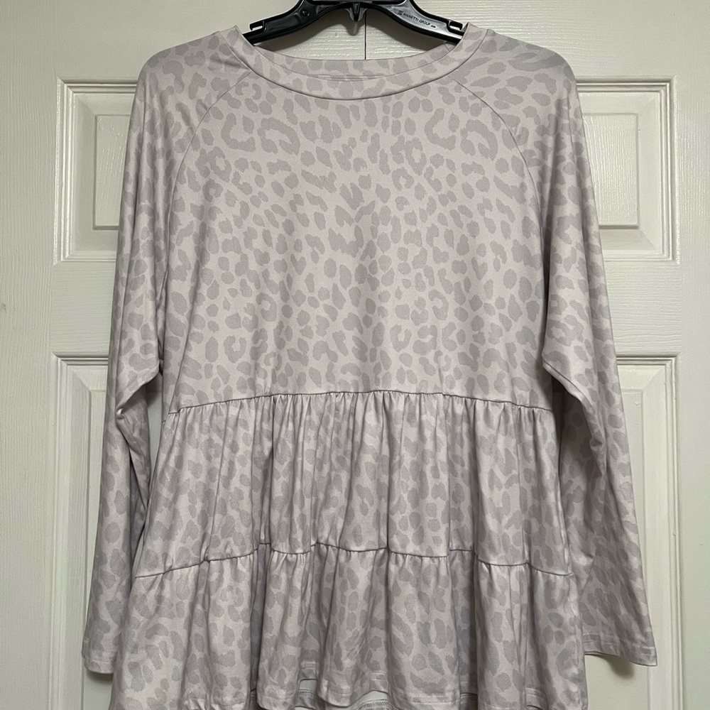 Women's Cream Leopard Print Top